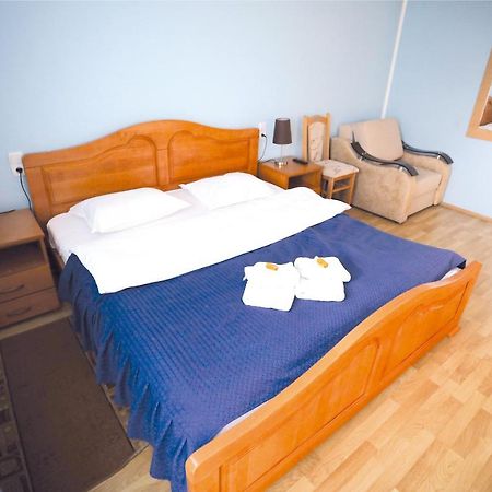 Hotel Ravni Gaj Knic Bagian luar foto