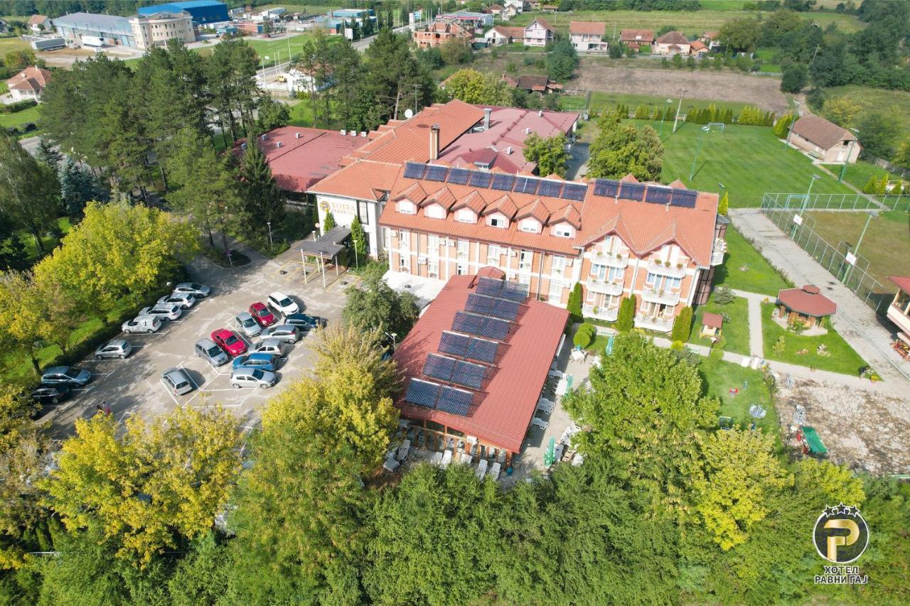 Hotel Ravni Gaj Knic Bagian luar foto