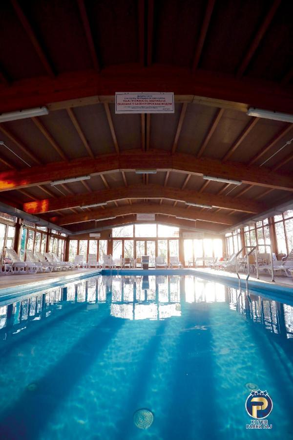 Hotel Ravni Gaj Knic Bagian luar foto