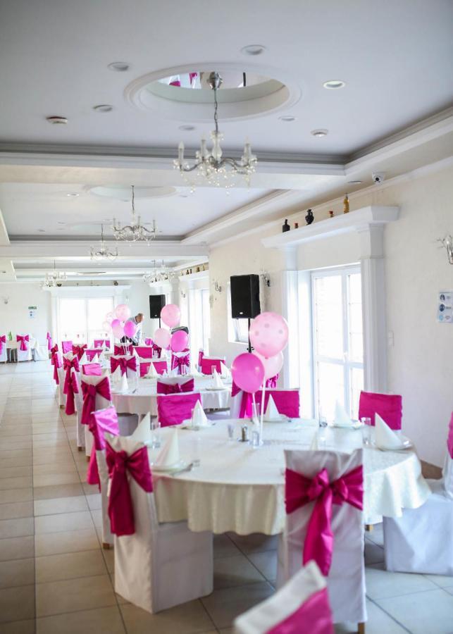Hotel Ravni Gaj Knic Bagian luar foto