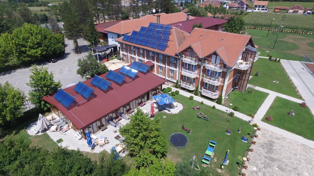 Hotel Ravni Gaj Knic Bagian luar foto