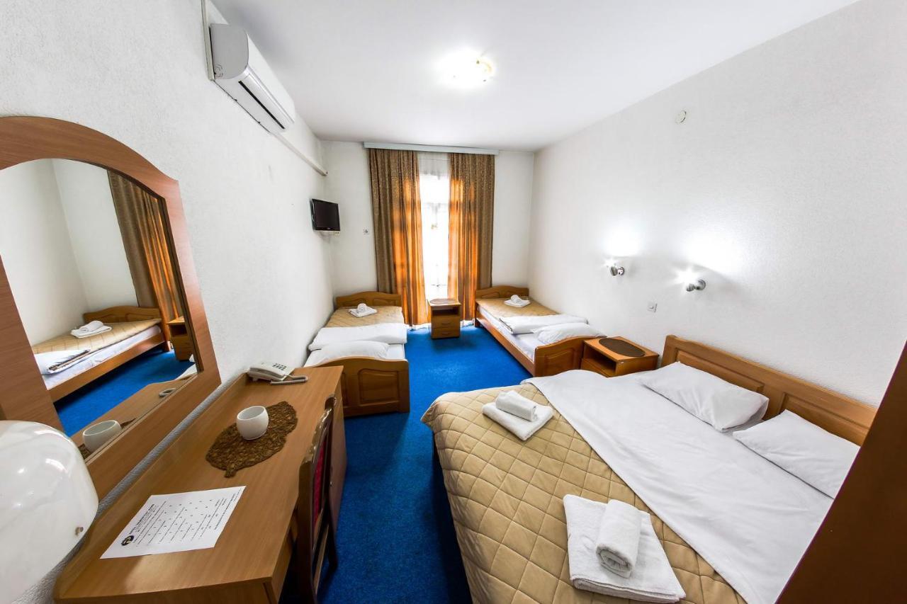 Hotel Ravni Gaj Knic Bagian luar foto
